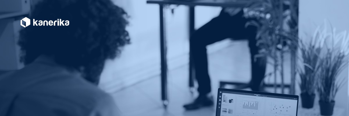 Analyst reviewing a Power BI dashboard on a laptop, representing Power BI incremental refresh performance